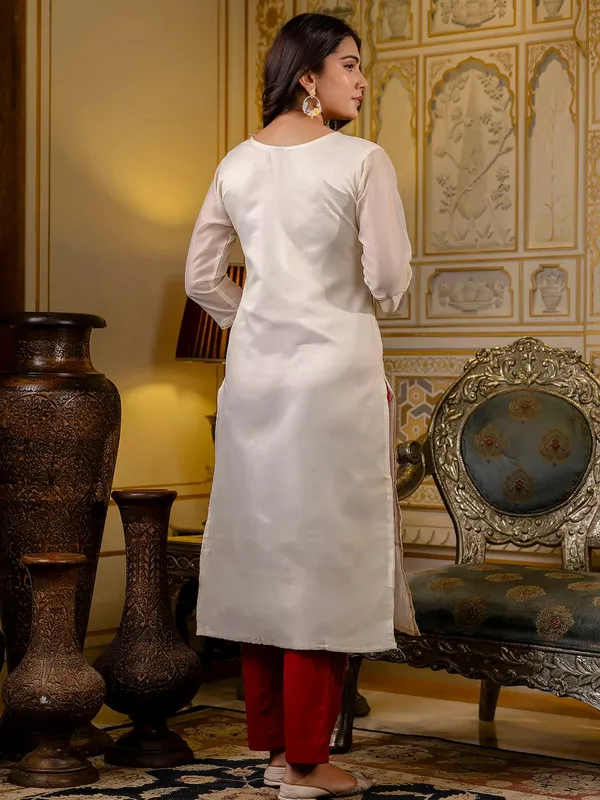 Off_White_Elementary_Designer_Shimmer_Silk_Readymade_Kurti