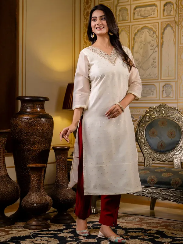 Off_White_Elementary_Designer_Shimmer_Silk_Readymade_Kurti