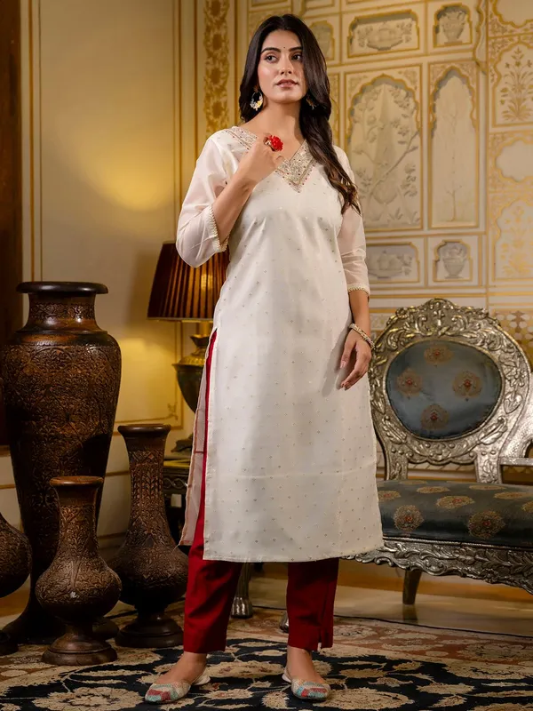 Off_White_Elementary_Designer_Shimmer_Silk_Readymade_Kurti