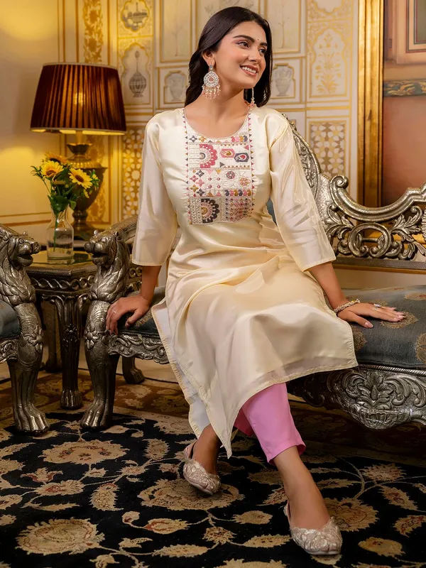 Off_White_Premium_Designer_Shimmer_Silk_Party_Wear_Kurti