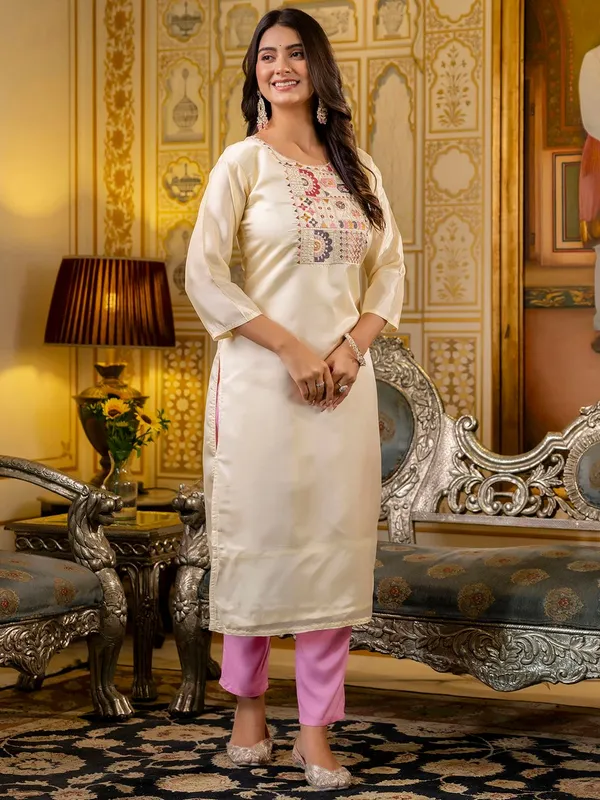 Off_White_Premium_Designer_Shimmer_Silk_Party_Wear_Kurti