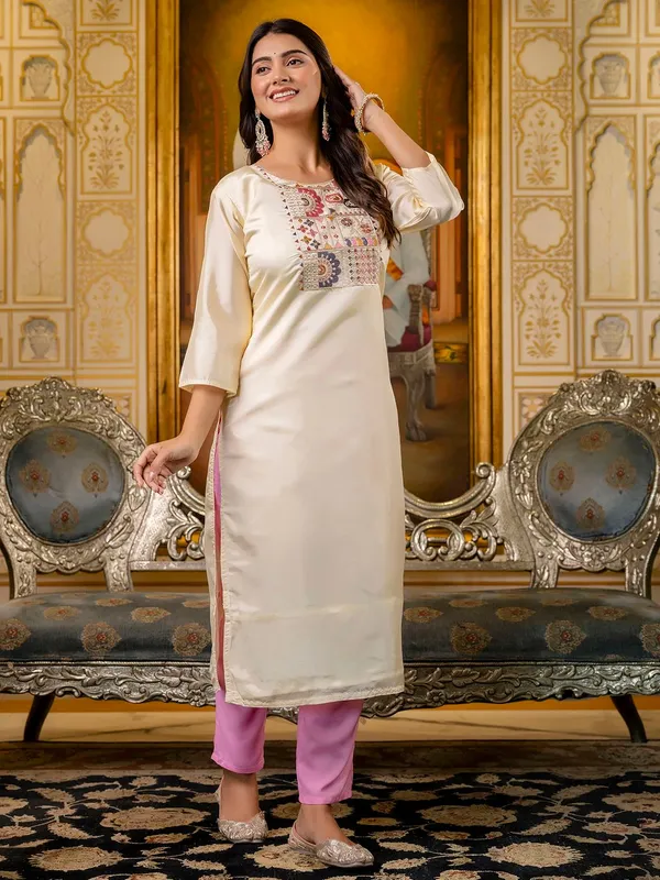 Off_White_Premium_Designer_Shimmer_Silk_Party_Wear_Kurti