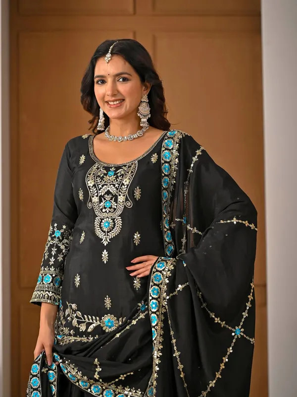 Black_Festive_Wear_Designer_Suit_Set_With_Dupatta