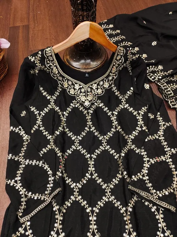 Black_Chinon_Versatile_Ethnic_Wear_Minimal_Sequin_Salwar_Suit_Set