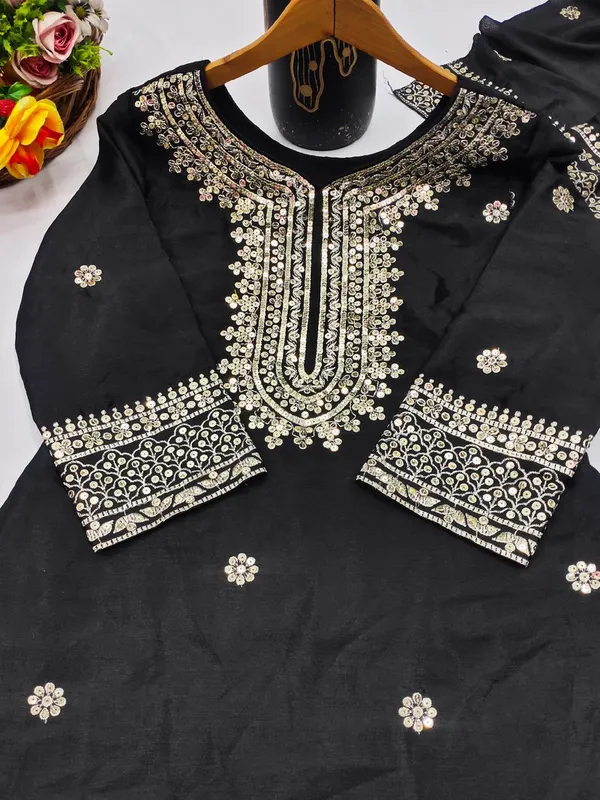 Black_Classic_Sequin_Work_Elegant_Occasion_Wear_Salwar_Suit