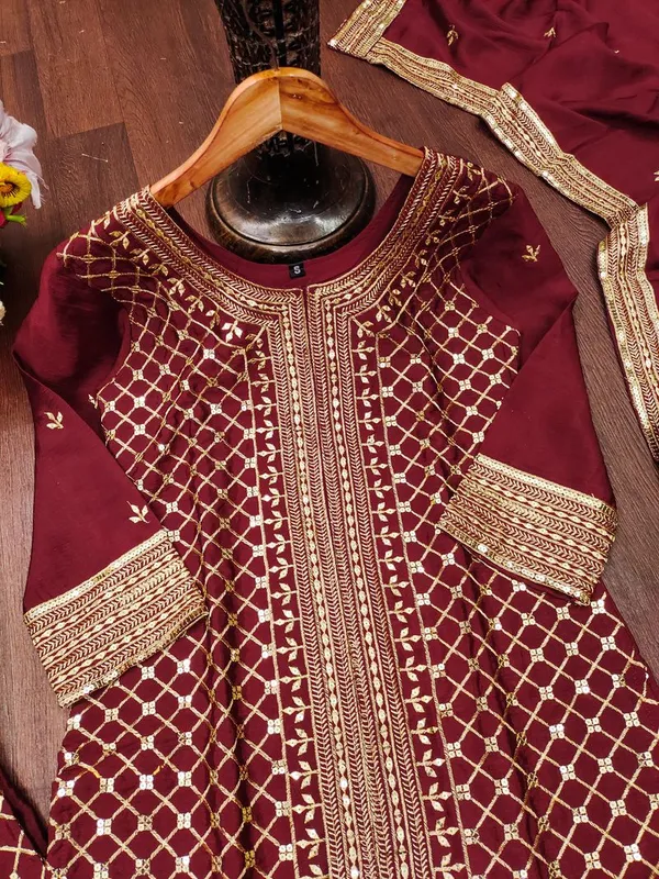 Maroon_Regal_Sequin_Work_Evening_Occasion_Salwar_Suit