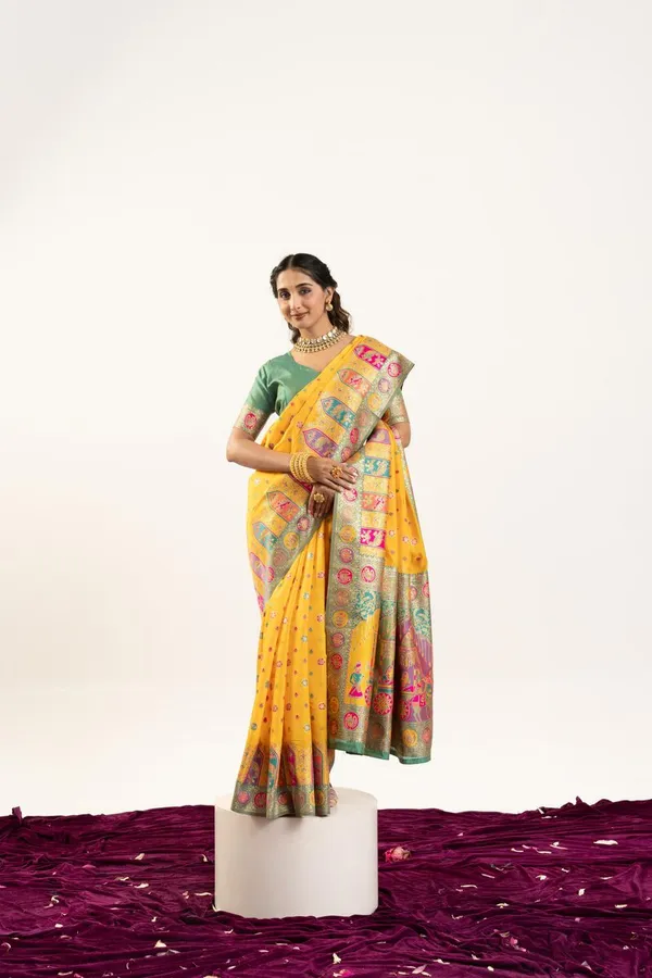 Yellow_Royal_Designer_Banarasi_Pashmina_Soft_Silk_Saree_Default_Title