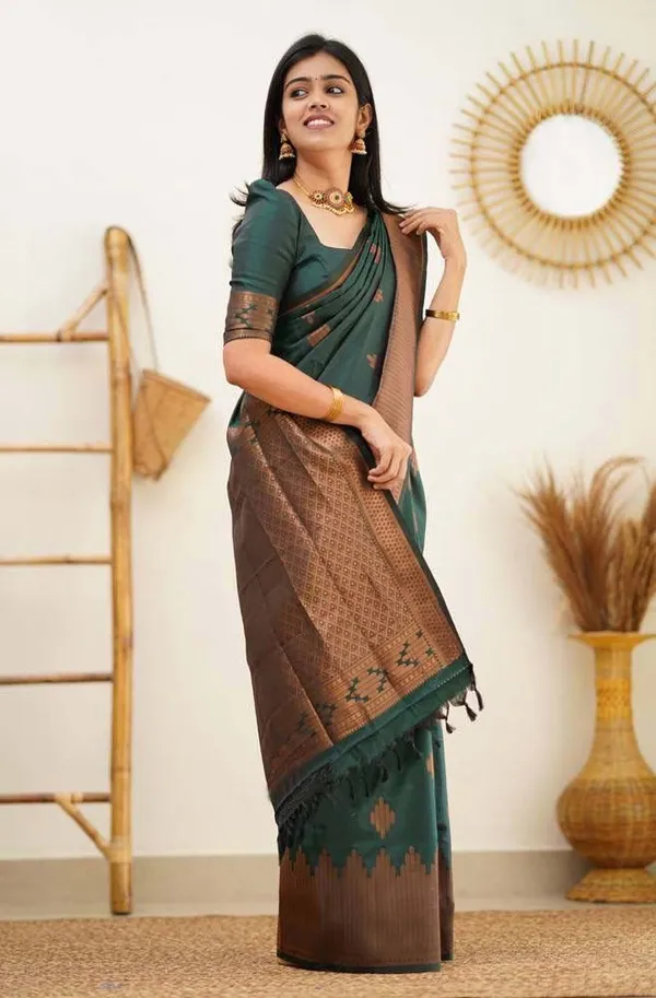 Green_Party_Wear_Banarasi_Soft_Silk_Saree_Default_Title