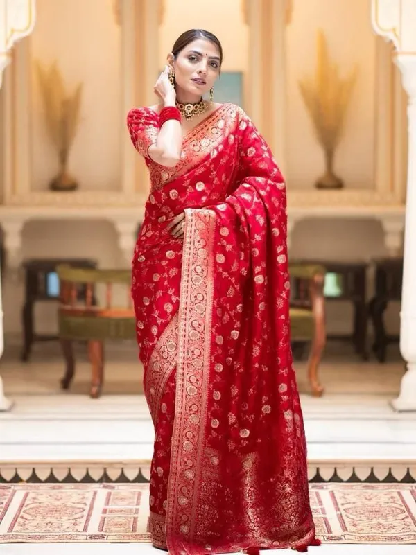 Red_Bridal_Wear_Designer_Banarasi_Silk_Saree_Default_Title