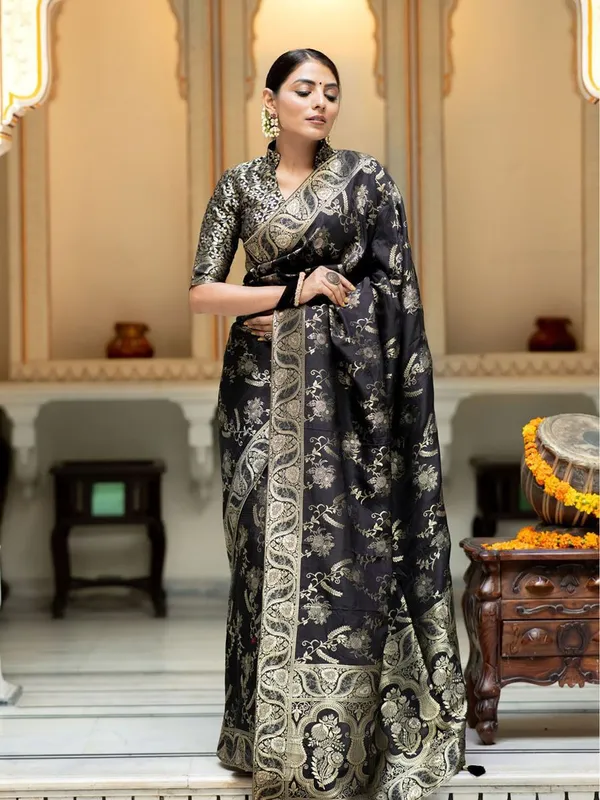 Black_Classic_Party_Traditional_Wear_Designer_Banarasi_Soft_Silk_Saree_Default_Title