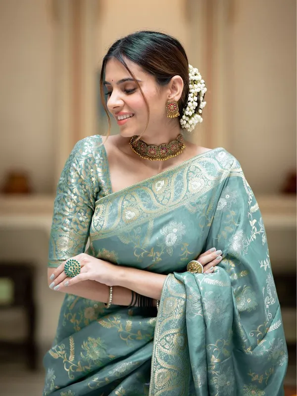 Blue_Classic_Wedding_Traditional_Wear_Designer_Banarasi_Soft_Silk_Saree_Default_Title