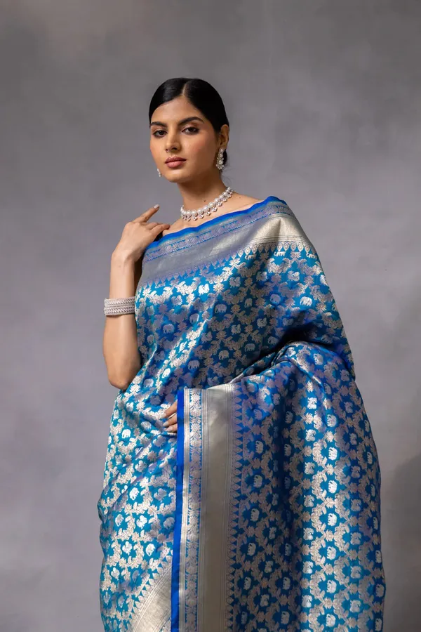Firozi_Color_Traditional_Banarasi_Soft_Silk_Saree_With_Beautiful_Zari_Work_Default_Title