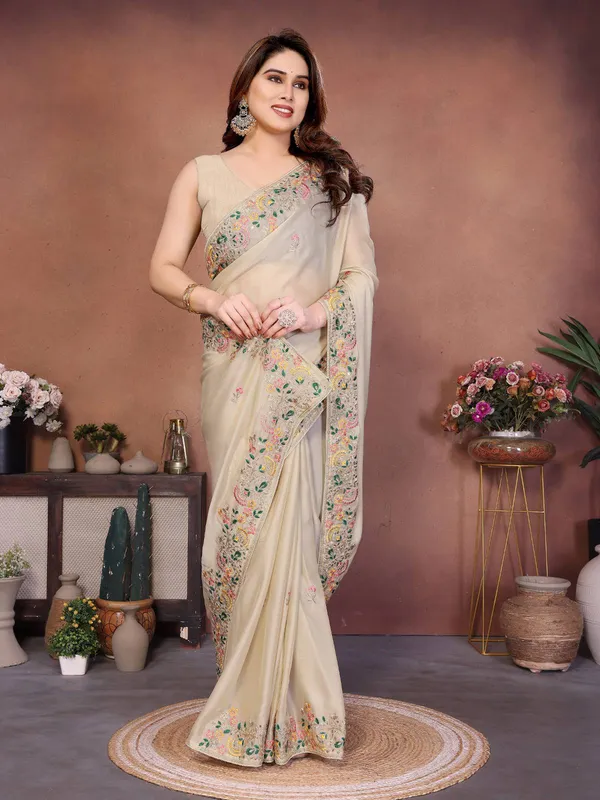 Cream_Premium_Cutwork_Border_Soft_Silk_Saree_Default_Title