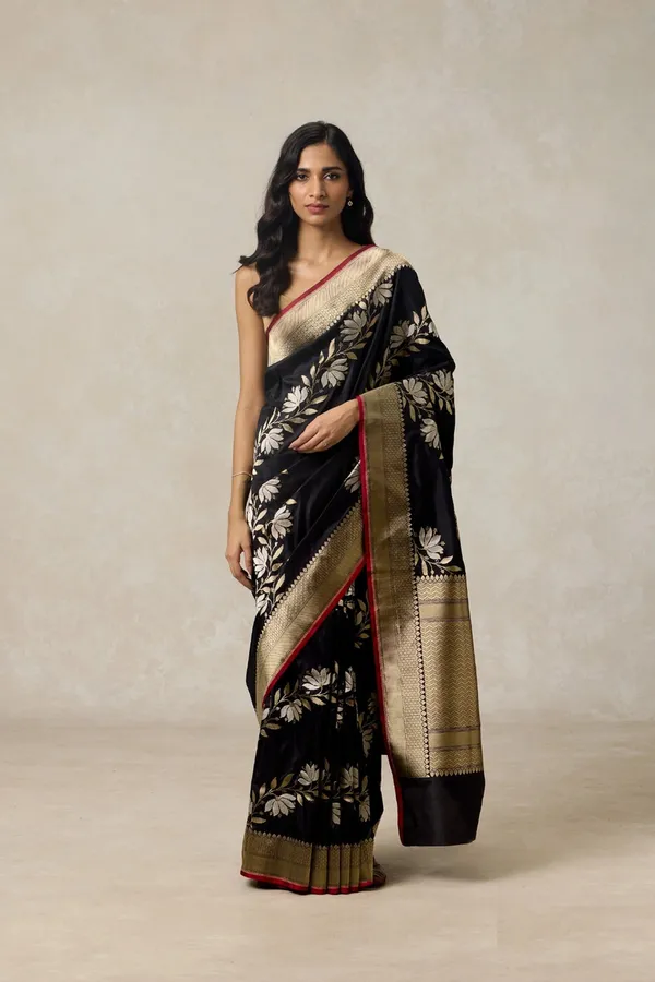 Black_Royal_Designer_Banarasi_Soft_Silk_Saree_Default_Title