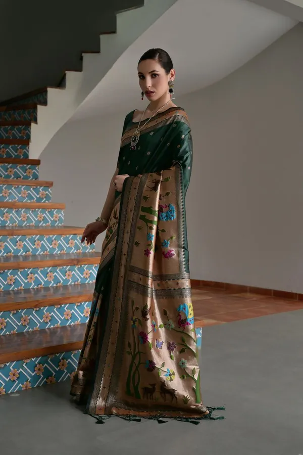 Dark_Green_Designer_Ethnic_Banarasi_Silk_Paithani_Saree_Default_Title