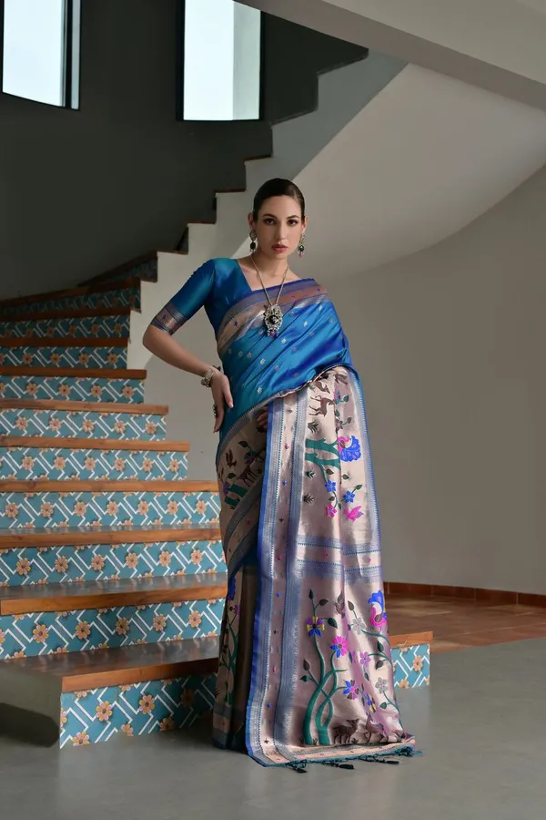 Blue_Classic_Designer_Banarasi_Silk_Paithani_Saree_Default_Title