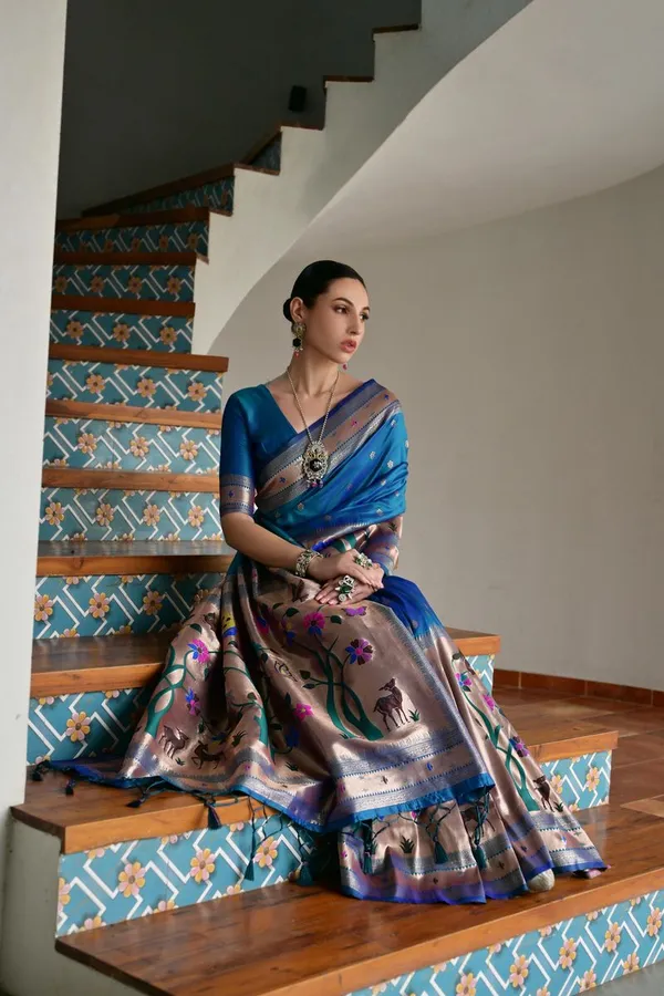 Blue_Classic_Designer_Banarasi_Silk_Paithani_Saree_Default_Title