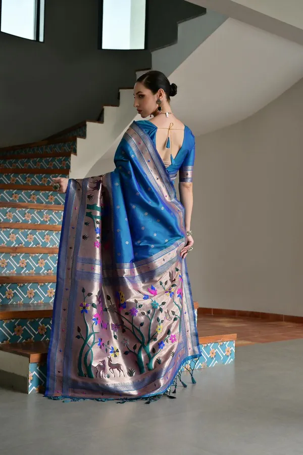 Blue_Classic_Designer_Banarasi_Silk_Paithani_Saree_Default_Title