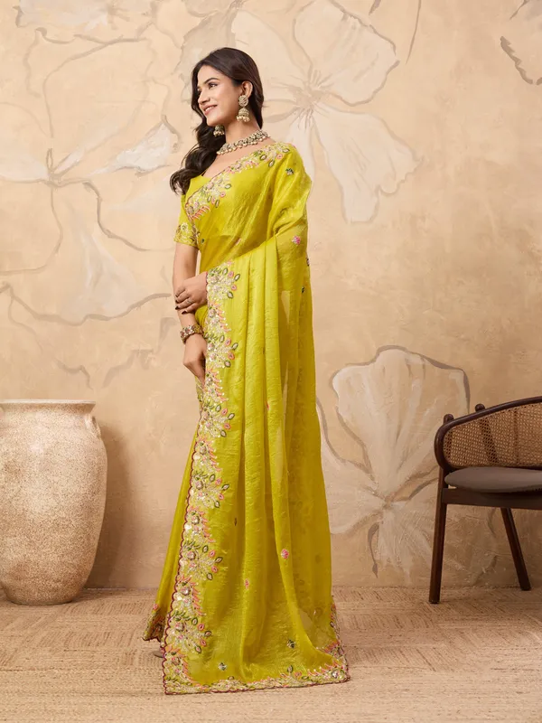 Yellow_Stylish_Designer_Soft_Fendy_Chiffon_Saree_With_Blouse_Default_Title