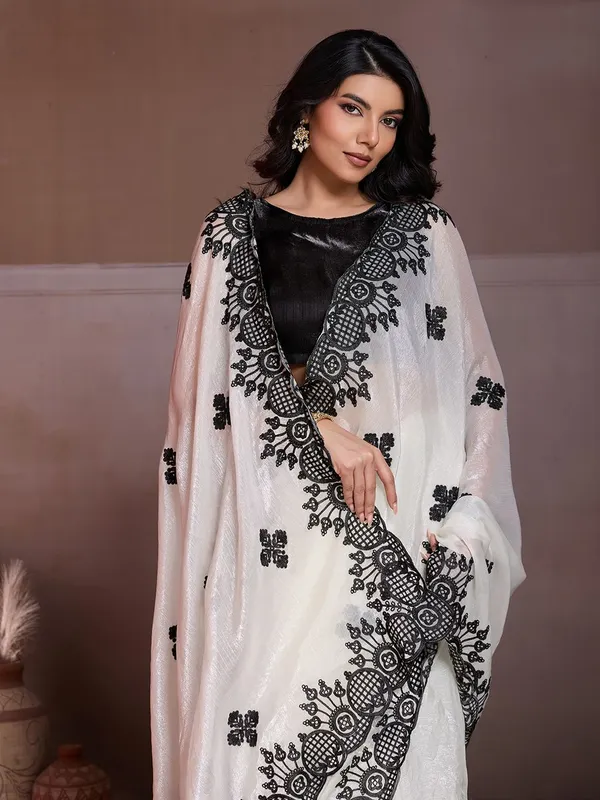 White_Premium_Designer_Fendy_Chiffon_Saree_With_Blouse_Default_Title
