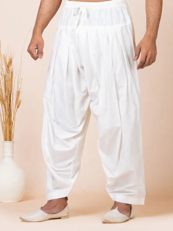White_Color_Premium_Pathani_Kurta_Set