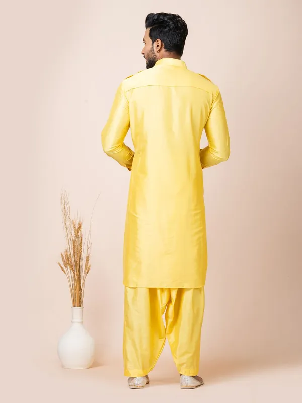 Yellow_Color_Festive_Wear_Pathani_Kurta_Set