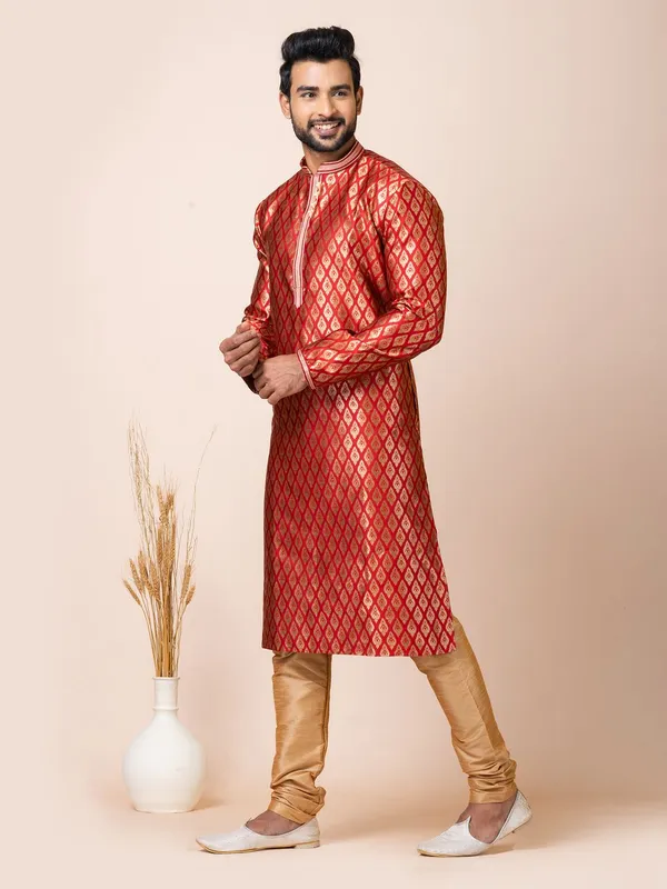 Red_Color_Traditional_Cotton_Jacquard_Kurta_Set