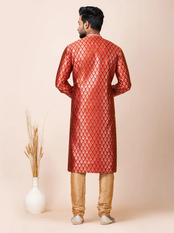 Red_Color_Traditional_Cotton_Jacquard_Kurta_Set