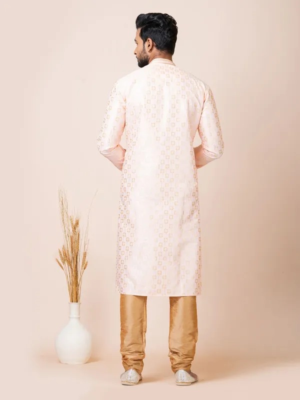 Peach_Color_Designer_Cotton_Jacquard_Kurta_Set