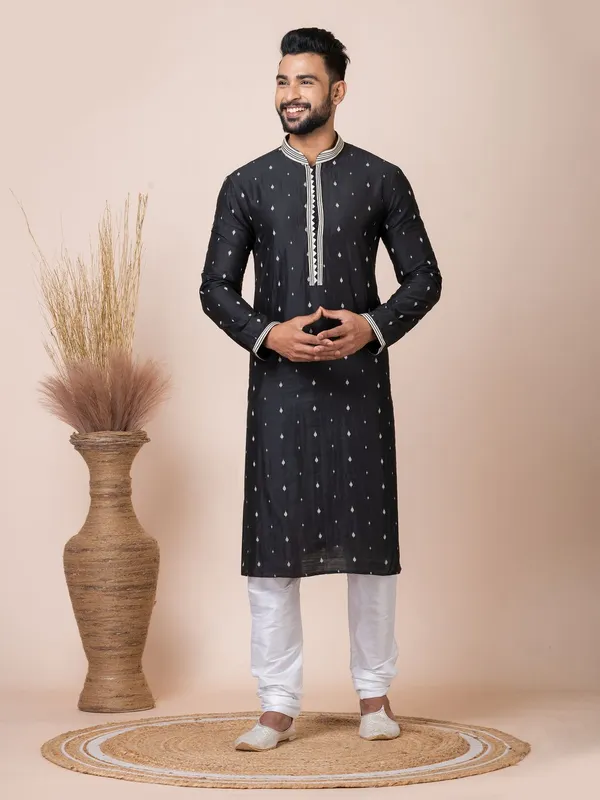 Black_Color_Festive_Wear_Designer_Silk_Kurta_Pyjama_Set