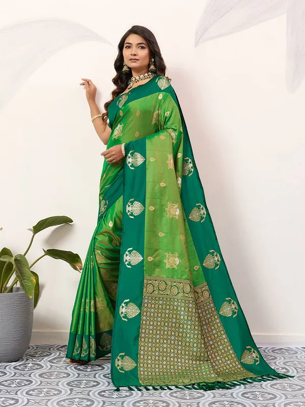 Green_Color_Party_Wear_Designer_Soft_Silk_Saree_Default_Title