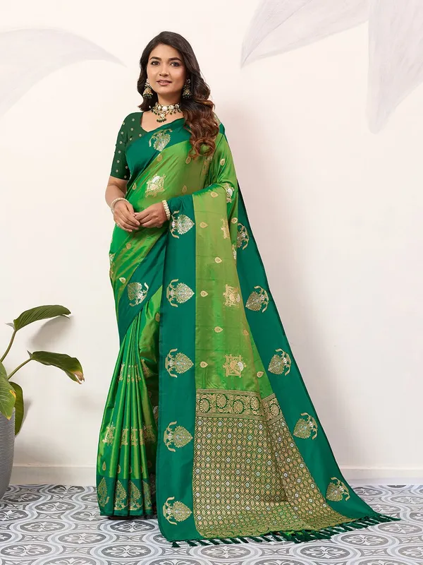 Green_Color_Party_Wear_Designer_Soft_Silk_Saree_Default_Title