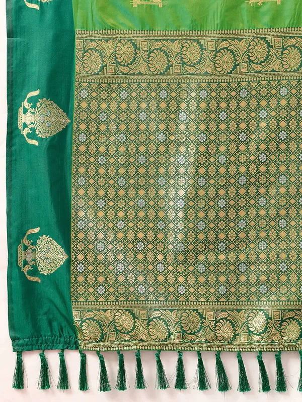 Green_Color_Party_Wear_Designer_Soft_Silk_Saree_Default_Title
