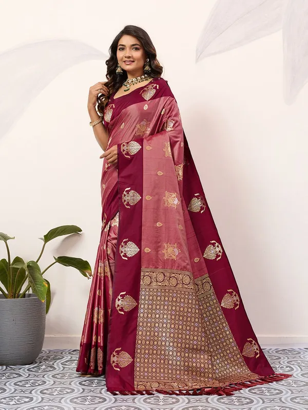 Ethnivo_Classic_Designer_Soft_Silk_Saree_Default_Title