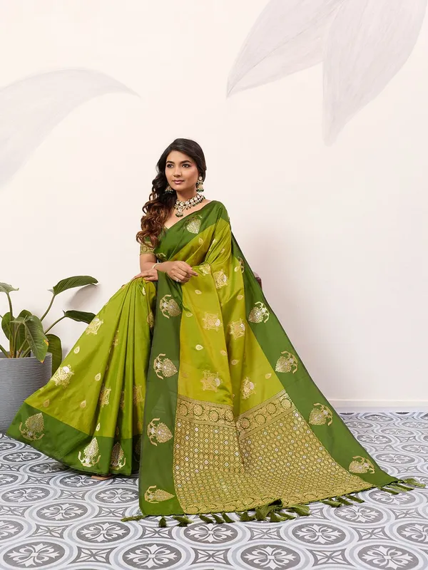 Parrot_Green_Premium_Designer_Soft_Silk_Saree_Default_Title