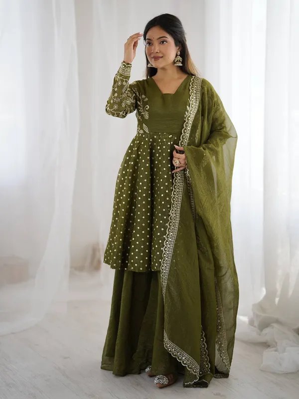Mehendi_Green_Eid_Festive_Special_Designer_Plus_Size_Readymade_Suit
