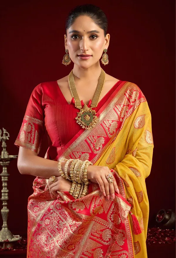 Mustard_Festive_Designer_Banarasi_Silk_Saree_Default_Title