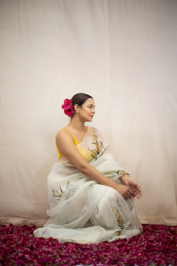 White_Luxury_Party_Wear_Designer_Soft_Tebi_Silk_Saree_Default_Title