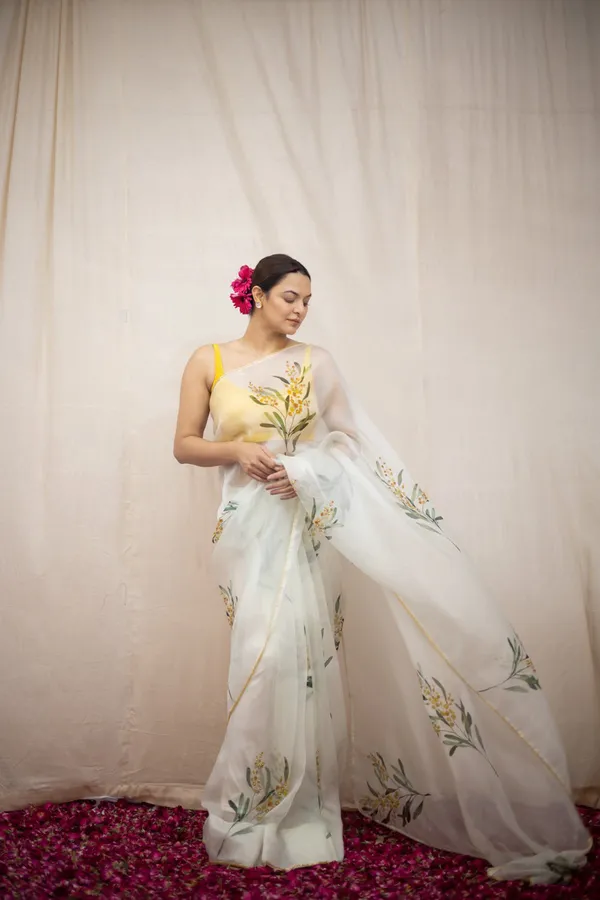 White_Luxury_Party_Wear_Designer_Soft_Tebi_Silk_Saree_Default_Title