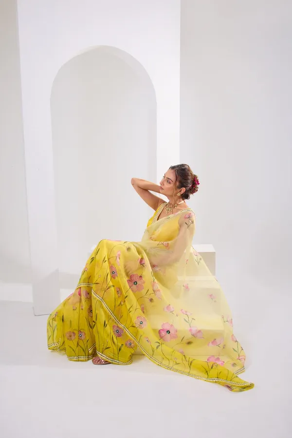 Yellow_Elegant_Party_Wear_Designer_Soft_Tebi_Silk_Saree_Default_Title