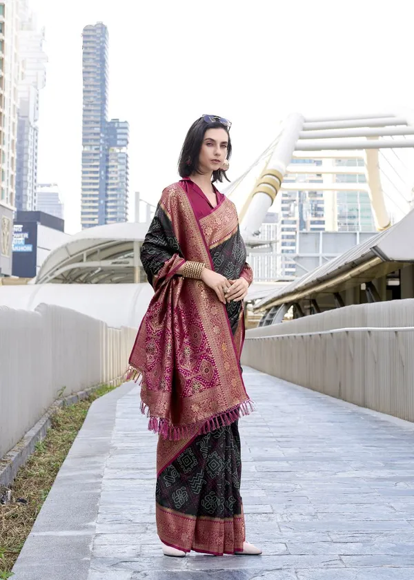 Black_Ethnic_Style_Designer_Soft_Silk_Saree_Default_Title