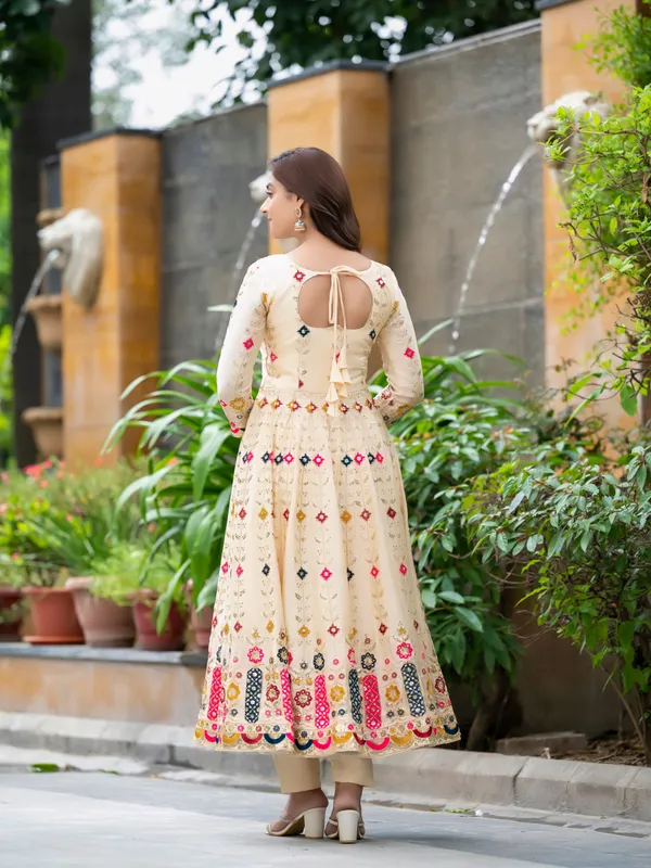 Premium_Cream_Anarkali_Suit_Set_With_Multicolor_Detailing