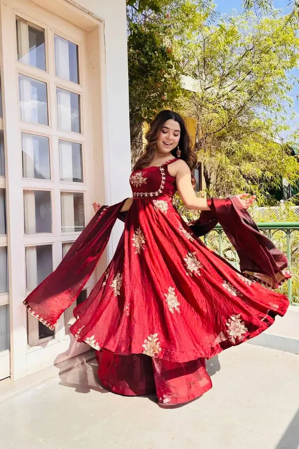 Maroon_Readymade_Heavy_Designer_Embroidery_Sequence_Work_Salwar_Suit