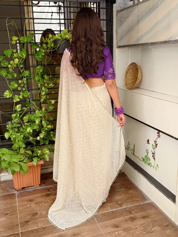 Cream_Crunchy_Georgette_Saree_With_Violet_Embroidered_Blouse_Default_Title