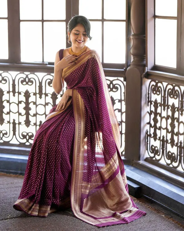 Royal_Magenta_Banarasi_Soft_Silk_Saree_With_Gold_Zari_Border_Default_Title