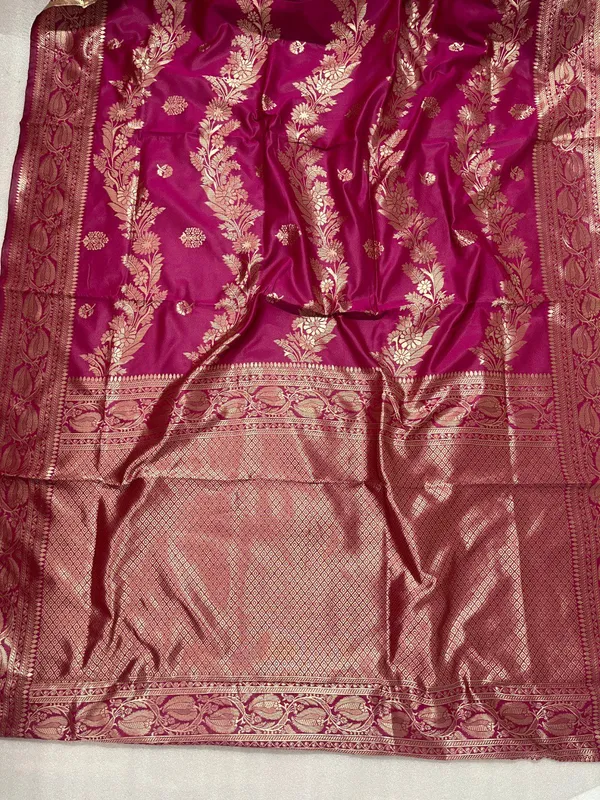 Lavender_Banarasi_Soft_Silk_Saree_Default_Title