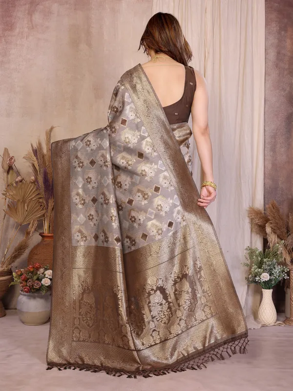 Champagne_Beige_Pure_Cotton_Jacquard_Zari_Weaving_Saree_Default_Title