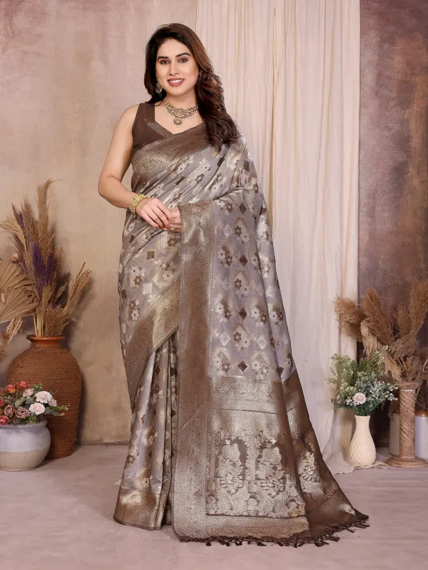 Champagne_Beige_Pure_Cotton_Jacquard_Zari_Weaving_Saree_Default_Title