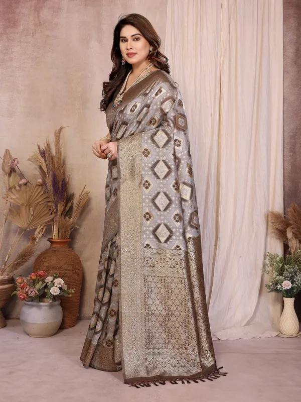 Taupe_Grey_Pure_Cotton_Saree_With_Antique_Zari_Woven_Border_Default_Title