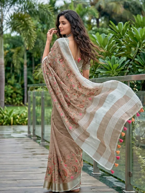 Beige_Linen_Saree_With_Silver_Striped_Border_Default_Title